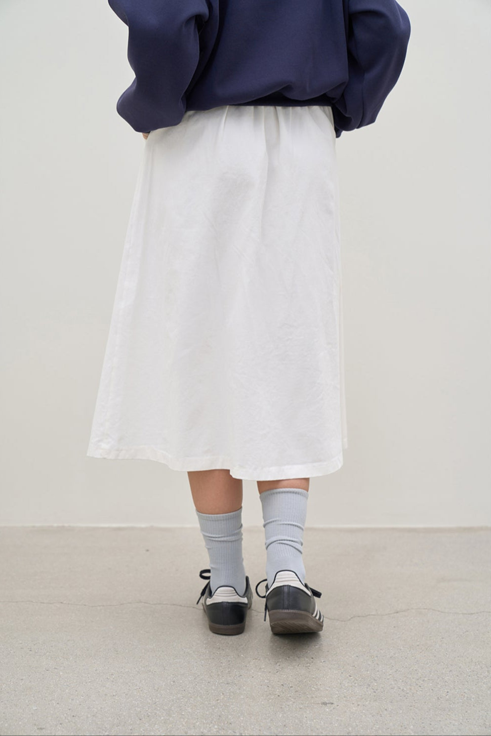 Sorelia A-lijn Midi-Rok – Tijdloze Eenvoud met Casual Verfijning