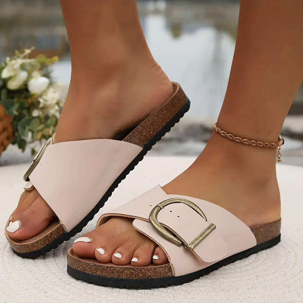 Viyanelle – Verfijnde dames sandalen met verstelbare bandjes