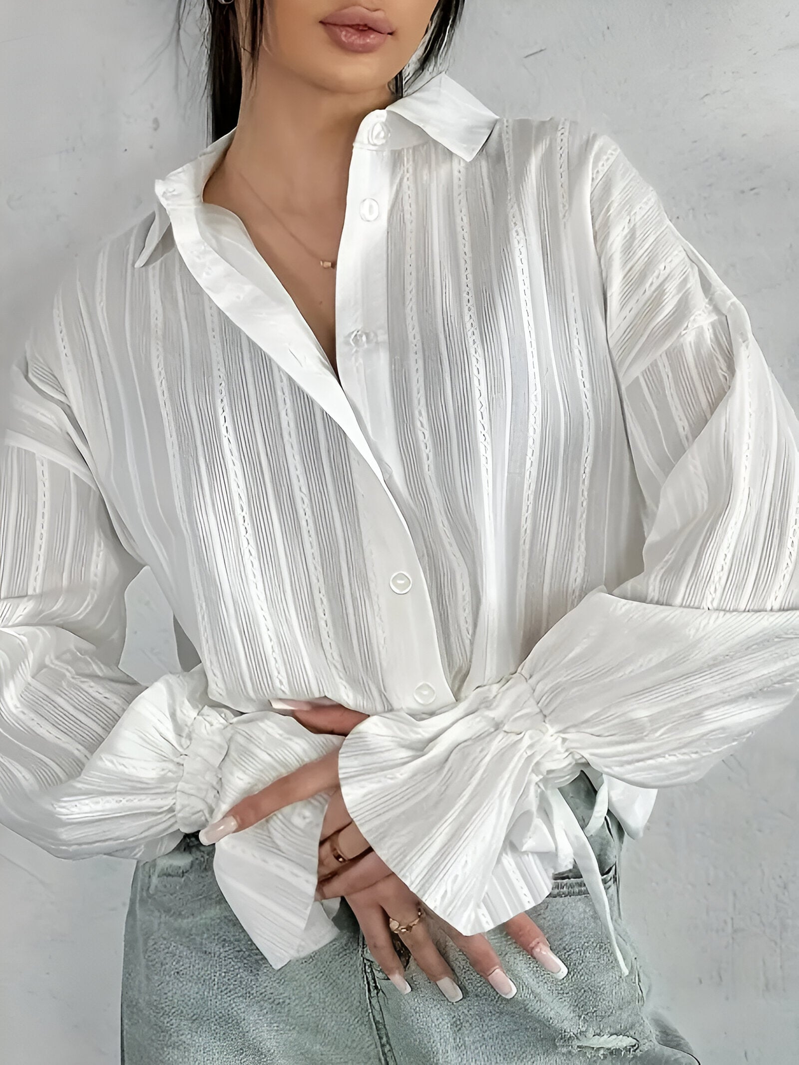 Serenya – Dames Overhemd met Geborduurde Kraag & Luxe Details