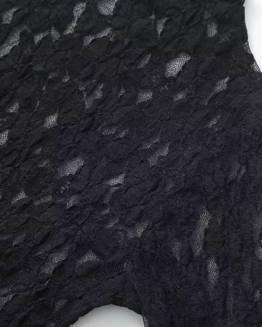 Calista – Tweedelige Set met Kant en Bloemenpatroon