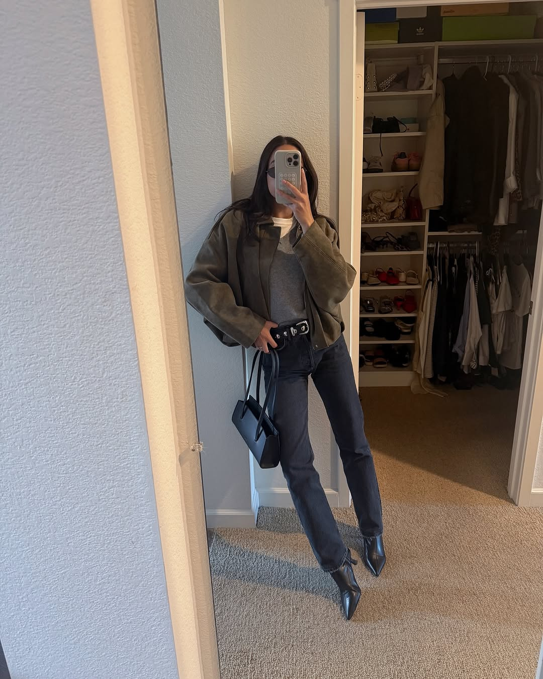 Noémie Suède Oversized Jas – Tijdloze Luxe in een Ontspannen Silhouet