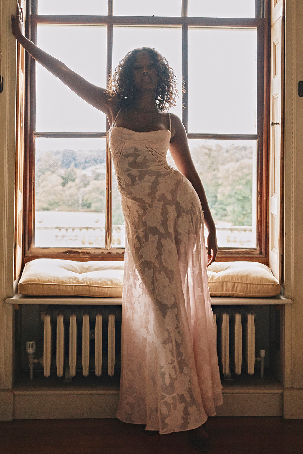 Seraphina - Stijlvolle Maxi Jurk van Luxe Viscose met Verfijnde Details