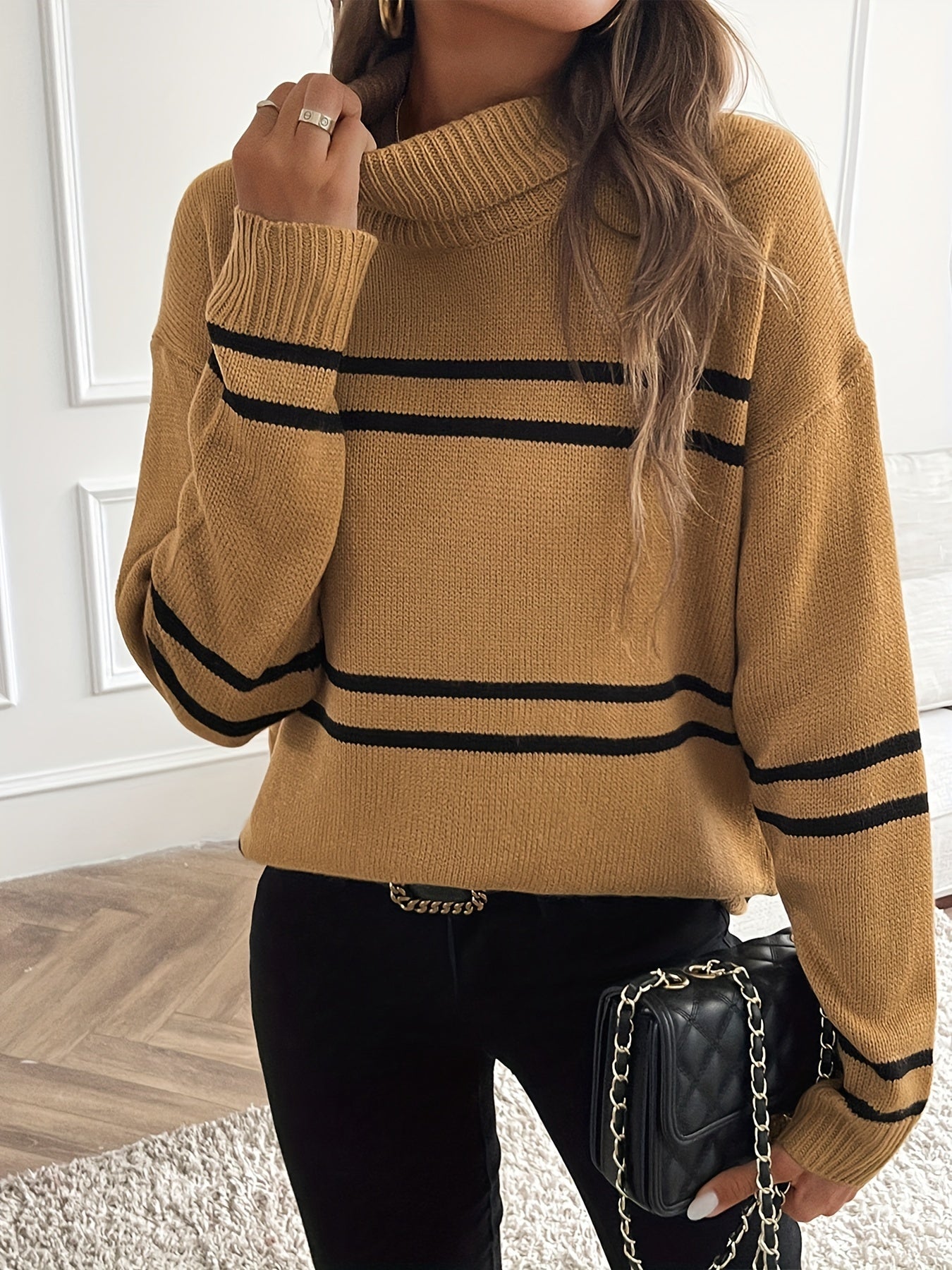 Noor Gestreepte Coltrui – Stijlvolle Warmte & Tijdloze Klasse