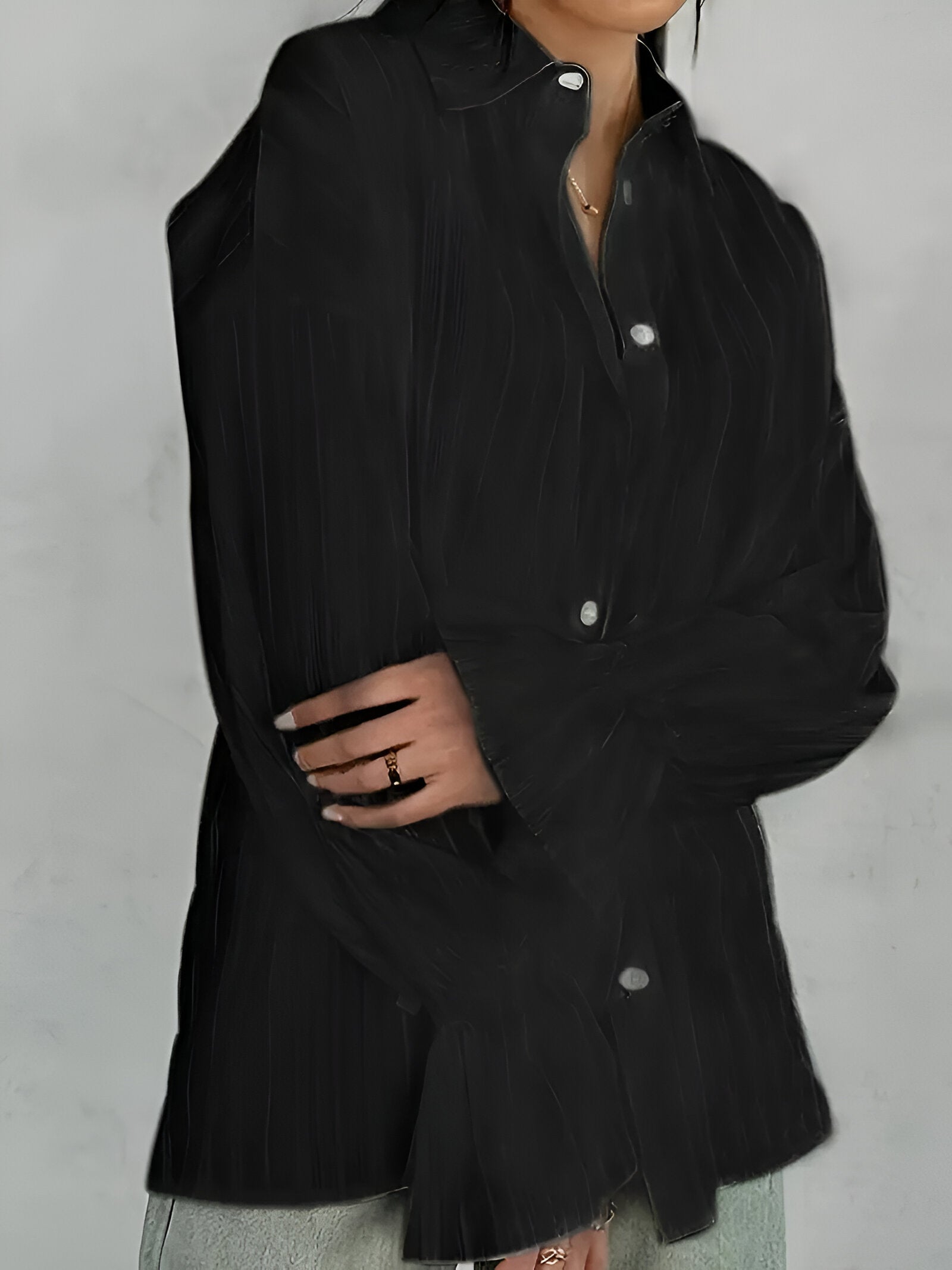 Serenya – Dames Overhemd met Geborduurde Kraag & Luxe Details