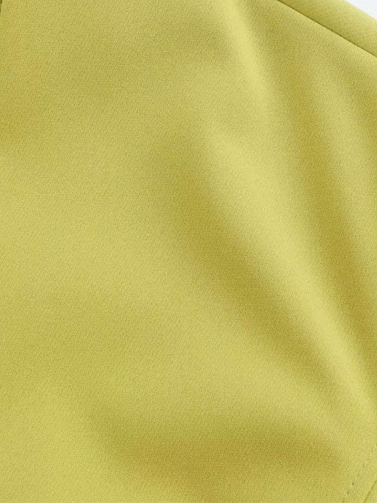 Eliora Verkorte V-hals Blazer met Ceintuur – Modern, Elegant en Verfijnd