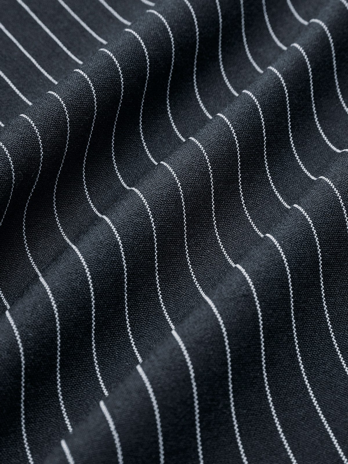 Olivienne Korte Gestreepte Blazer – Modern, Elegant en Tijdloos Verfijnd