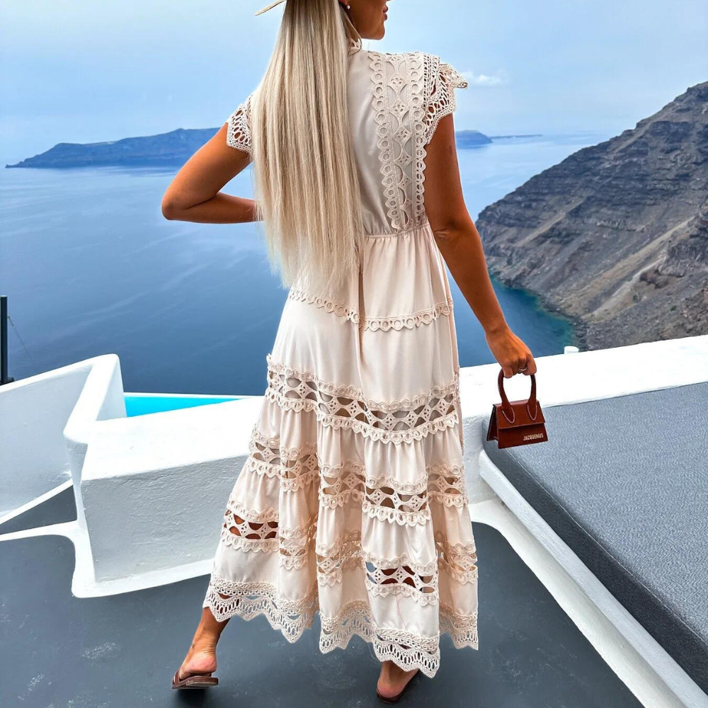 Selvianne – Glamoureuze lange kanten jurk met verfijnde details