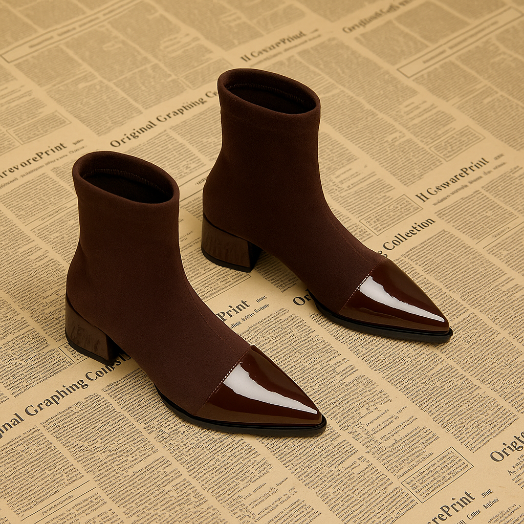 Élodine Enkellaarsjes – Tijdloze Verfijning met een Glanzende Twist