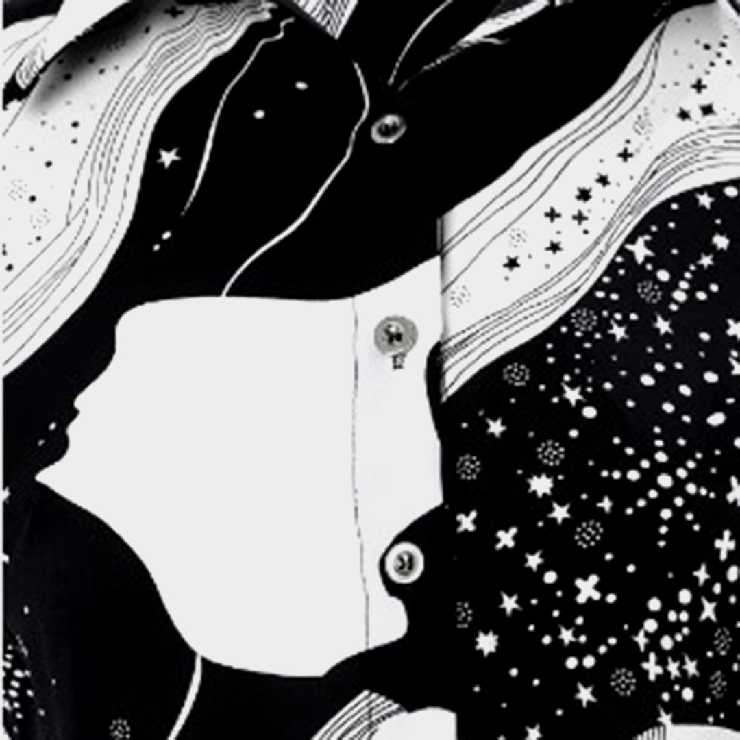 Aurelline – Stijlvolle damesblouse met artistieke zwart-witprint