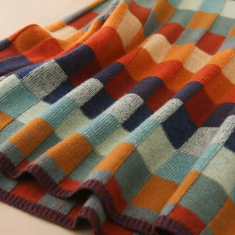 Eliora Geruite Oversized Trui – Speelse Warmte in Tijdloze Stijl