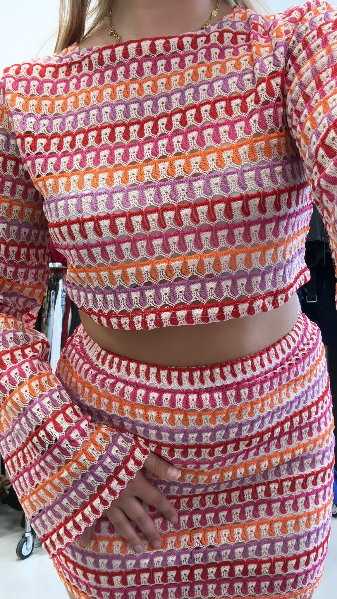 Soléava – Crochet zomerset met vrouwelijke pasvorm en stijlvolle flair