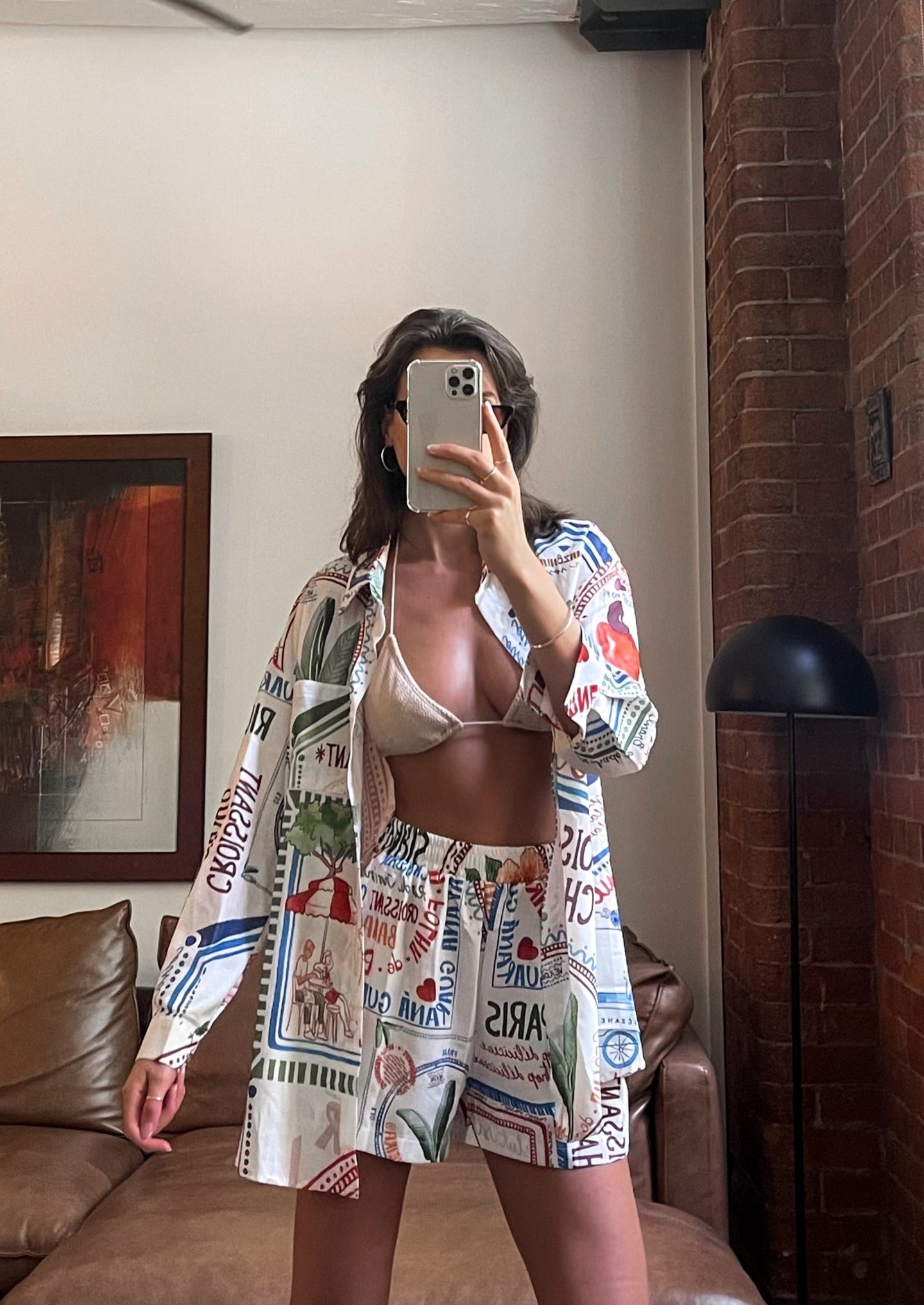 Dames linnen zomerset met oversized shirt en shorts – luchtig en casual