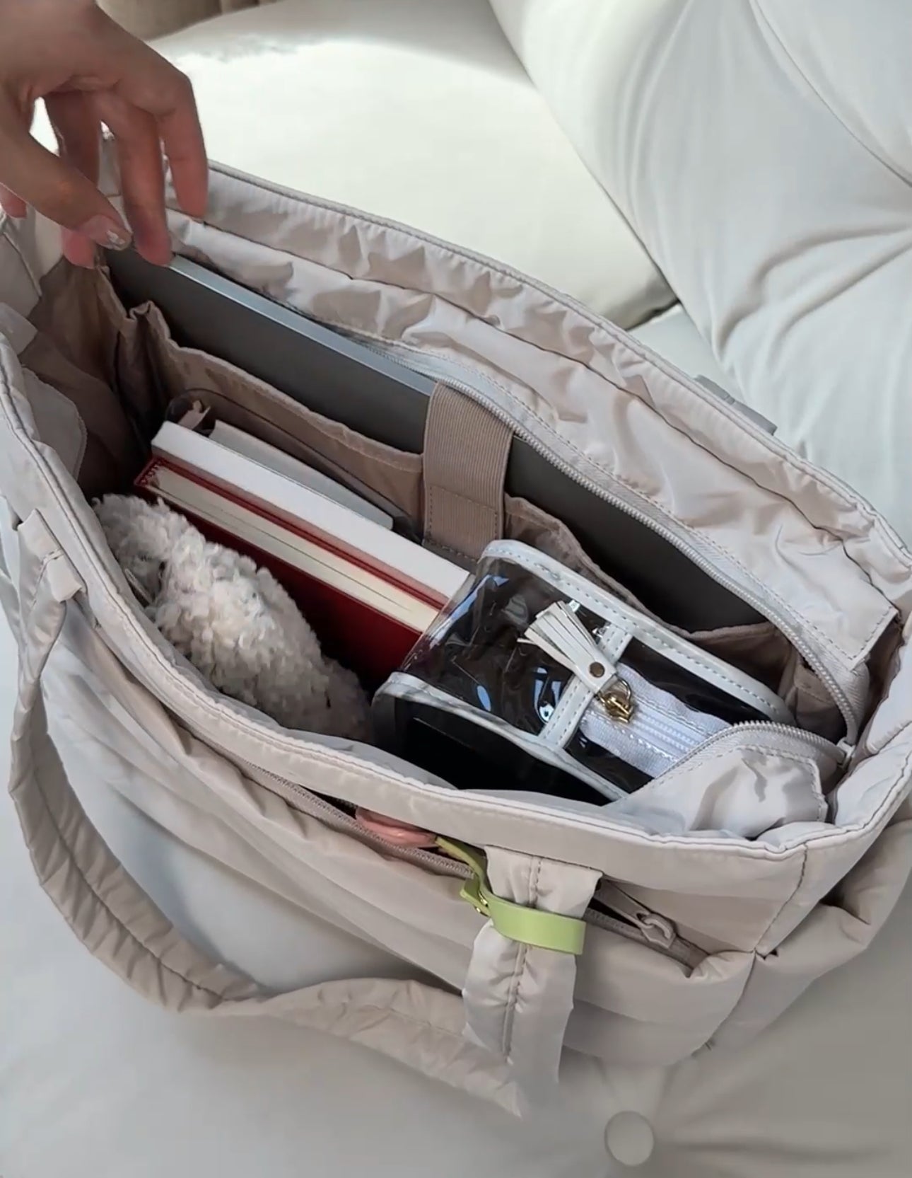 Maelis – Trendy gewatteerde puffer tas voor dames