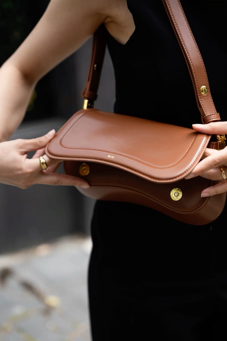 Seliora Vegan Leren Schoudertas – Elegant, Tijdloos & Functioneel