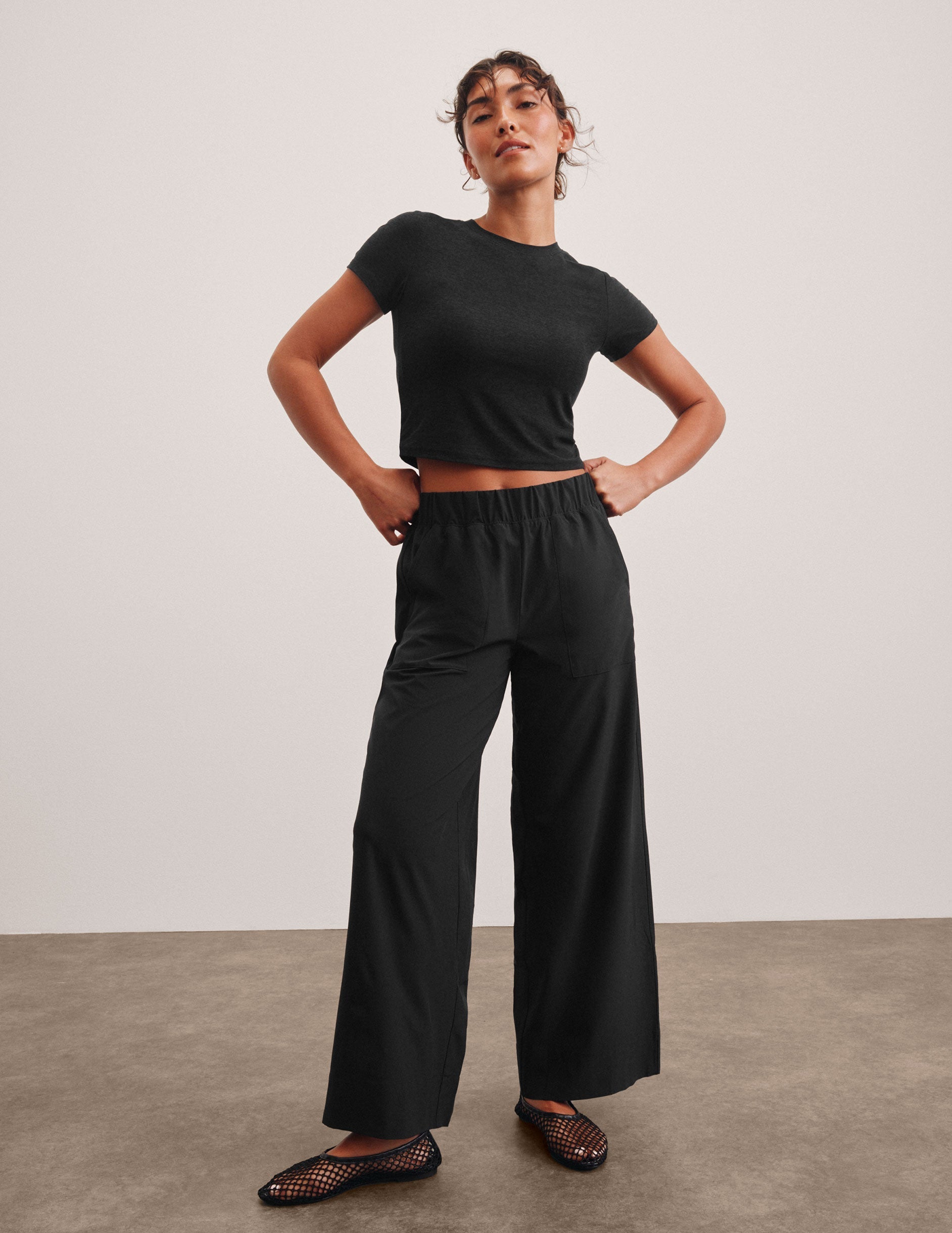 Noelle wide leg pants van luchtige stretch stof