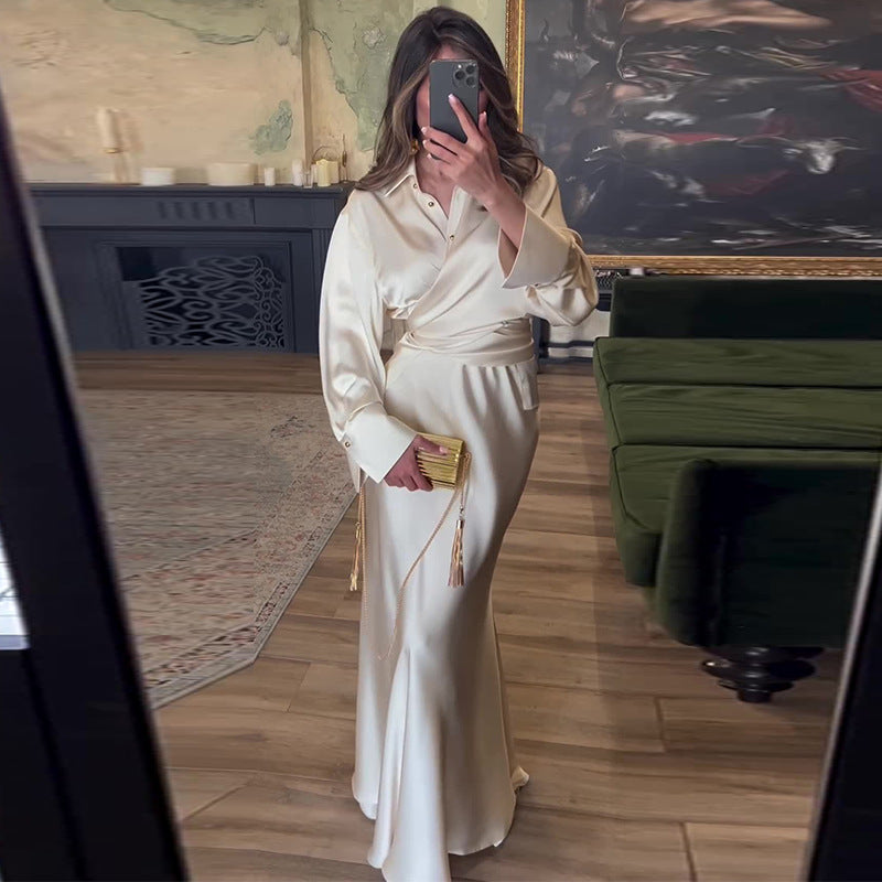 Celestia - Elegante Champagne Satijnen Maxi Wrap Jurk voor Feestelijke Evenementen