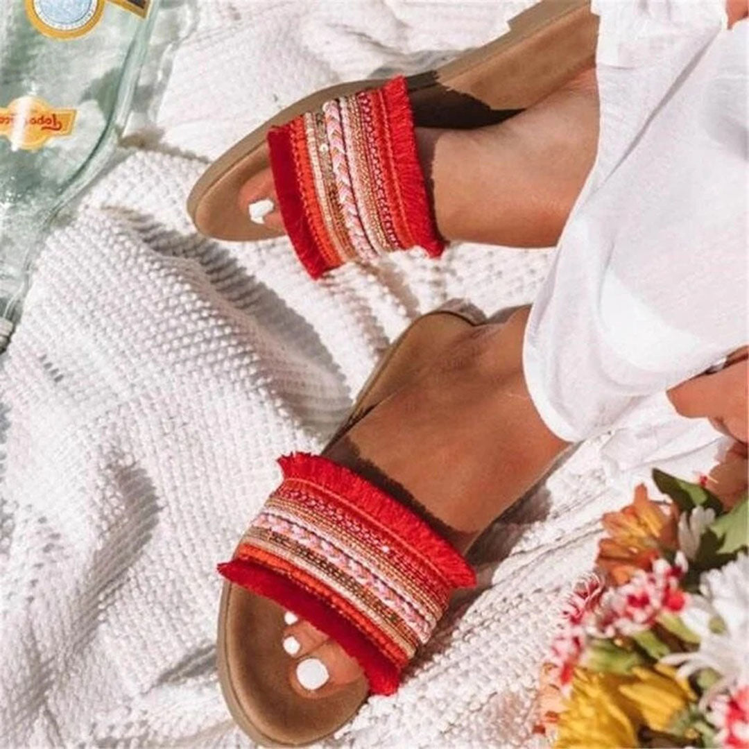 Elvarine – Boho-chic damespantoffels met kralen en sierlijke details