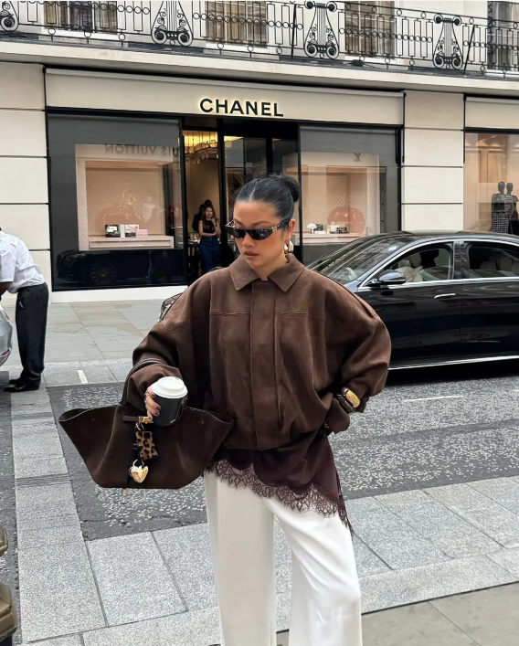 Renelle – Oversized dames suède jas met moderne city-chic uitstraling