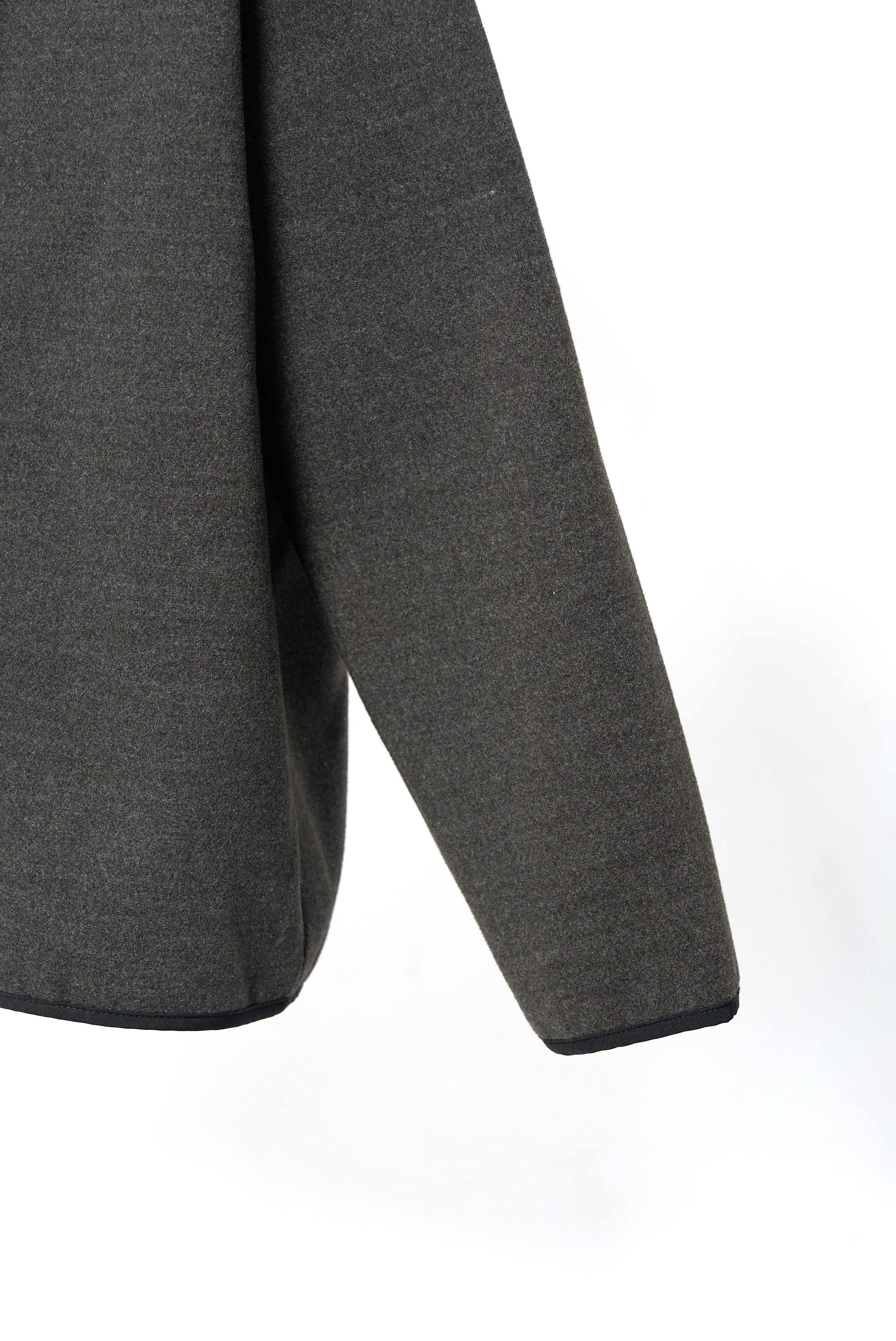 Avelora Korte Damesmantel met Sjaal – Franse Elegantie & Tijdloze Stijl