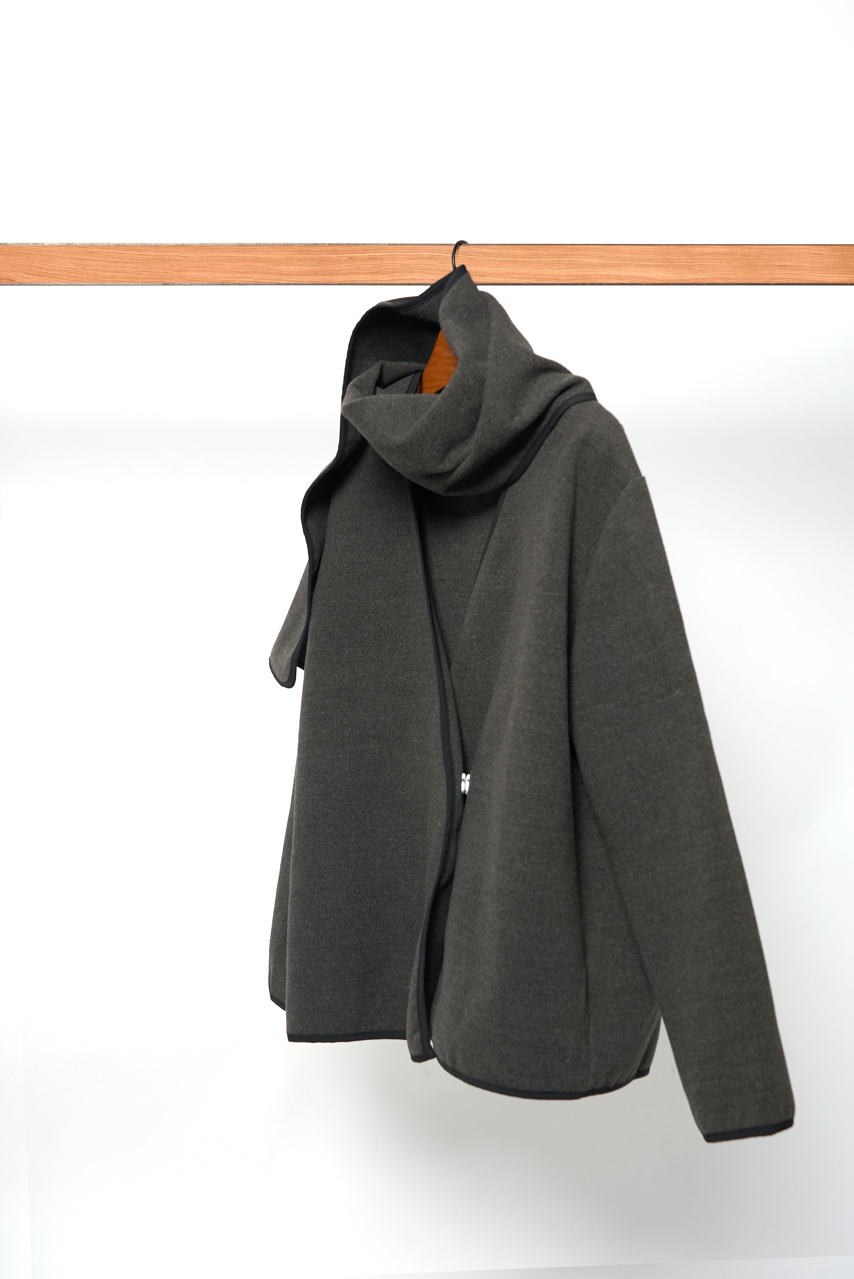 Avelora Korte Damesmantel met Sjaal – Franse Elegantie & Tijdloze Stijl