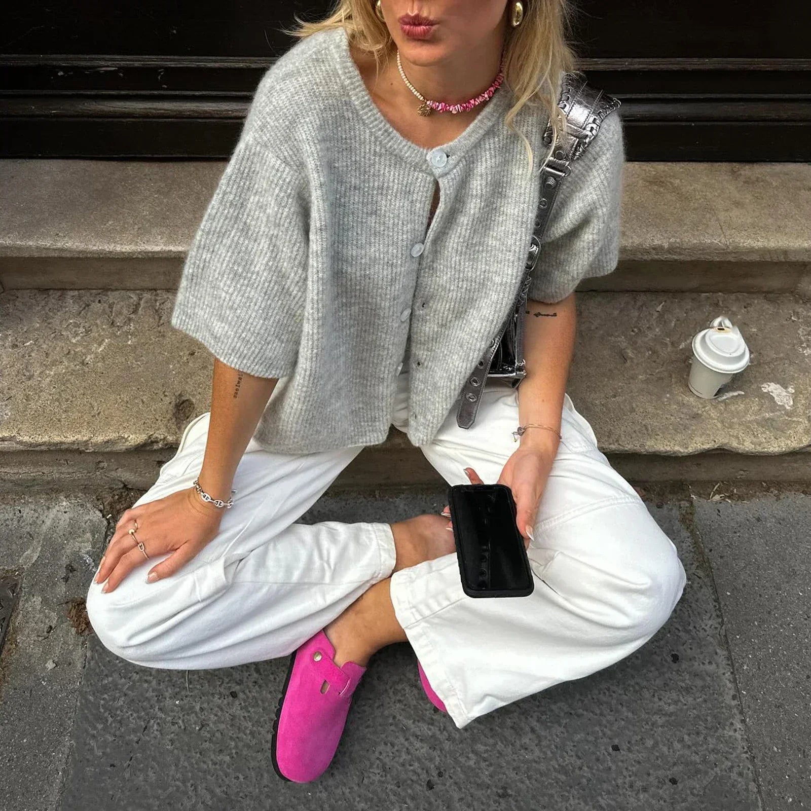 Yaralie – Korte mouwen damesvest met streetwear flair