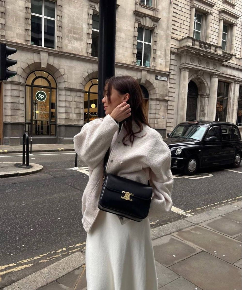 Calviora – Oversized bomberjack voor dames met trendy en moderne uitstraling