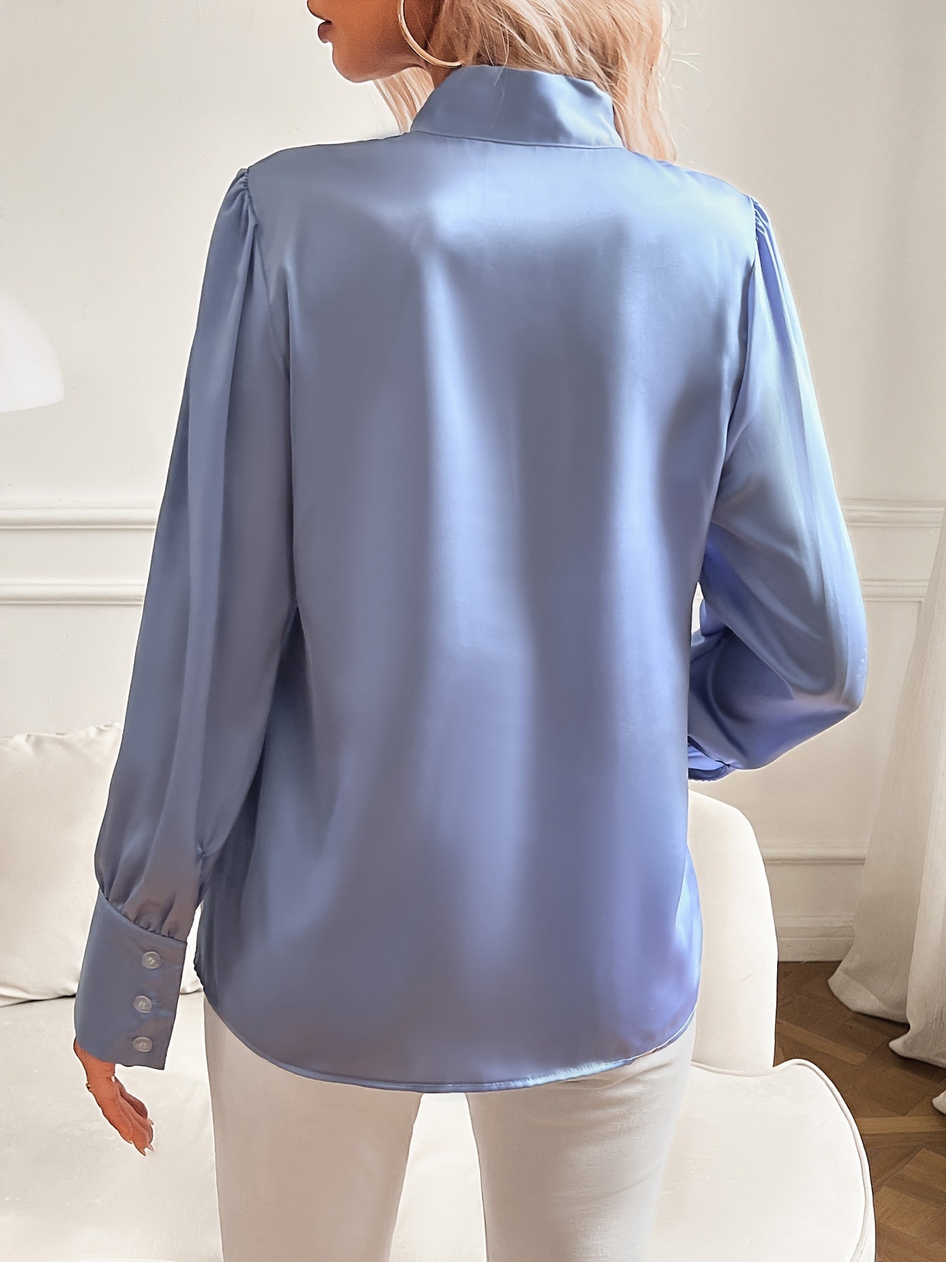 Elviera Satijnen Blouse – Tijdloze Elegant met een Verfijnde Twist