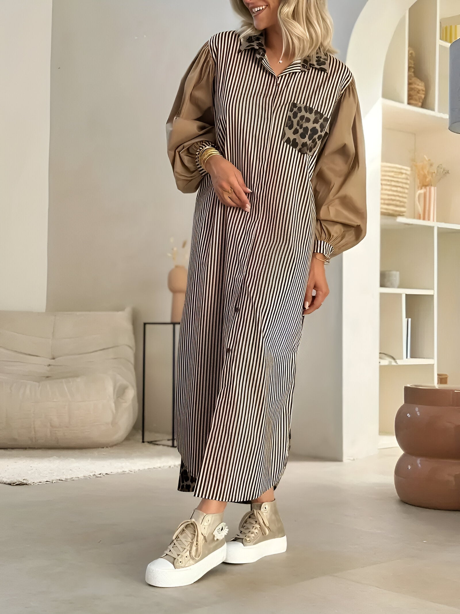 Liora – Speelse Damesjurk met Unieke Details & Comfortabele Pasvorm