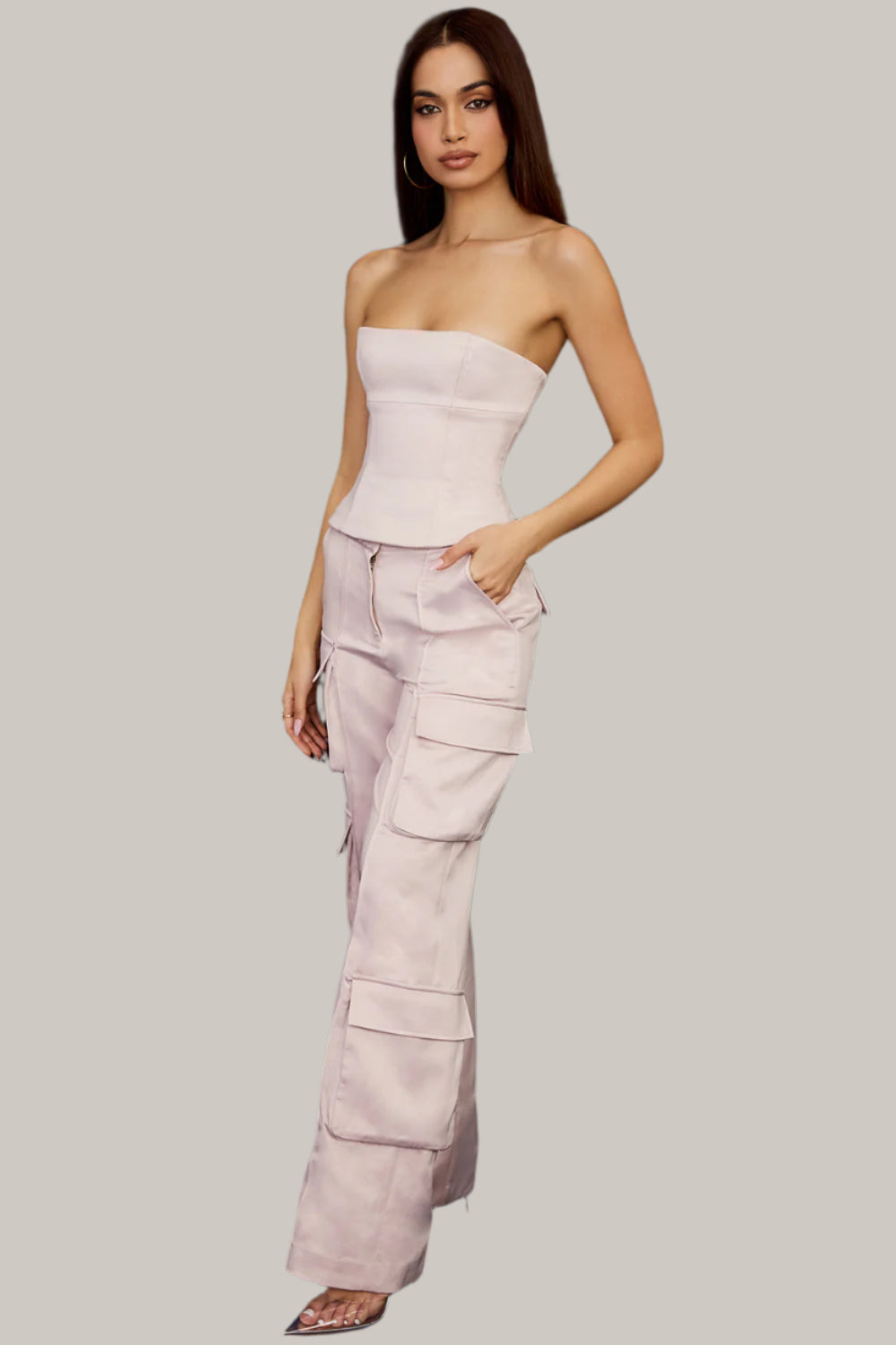 Seliora Satijnen Co-ord Set – Luxe Bandloze Top & Rechte Broek