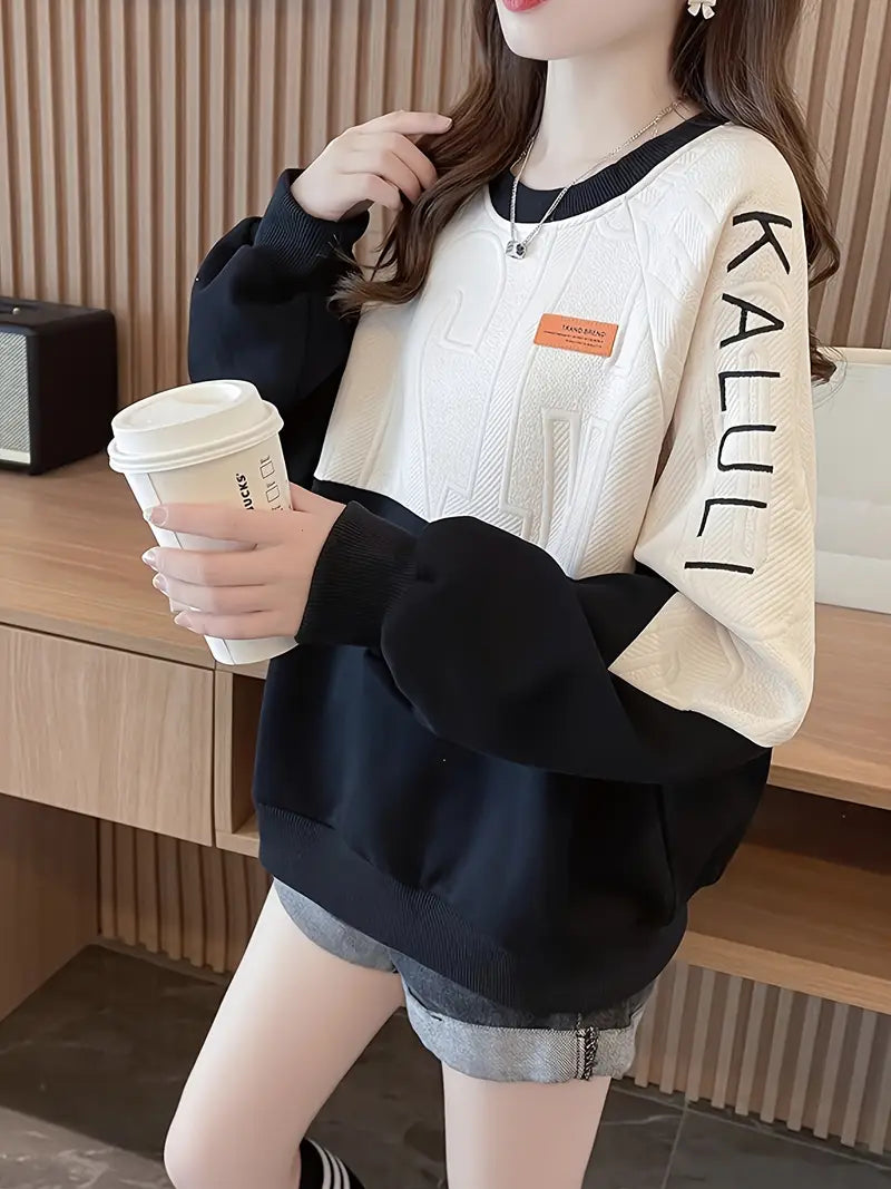 Calira Oversized Sweater – Stijlvolle Streetwear met Zachte Luxe