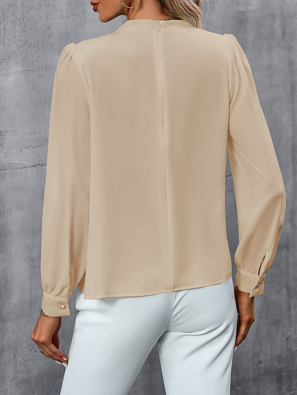 Savirae – Gegolfde Blouse voor Dames | Elegant, Vrouwelijk & Veelzijdig