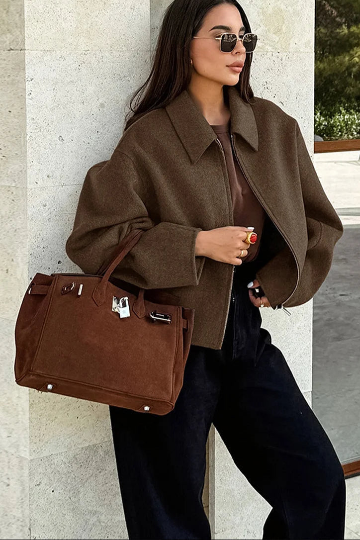 Alina Cropped Wool Jacket – Tijdloze Klasse in een Modern Jasje