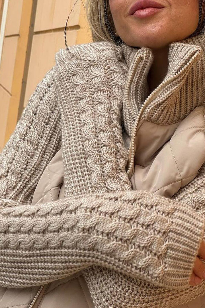 Esmée™ Herfst Gebreide Jas – Stijlvolle Warmte voor Frisse Dagen