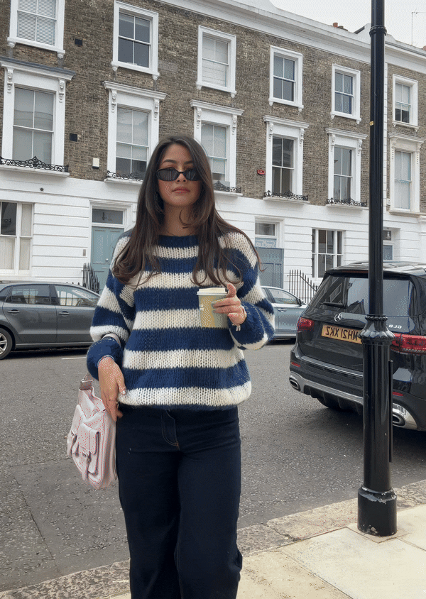 Norelle Gestreepte Gebreide Trui – Gezellige Warmte met Tijdloze Stijl