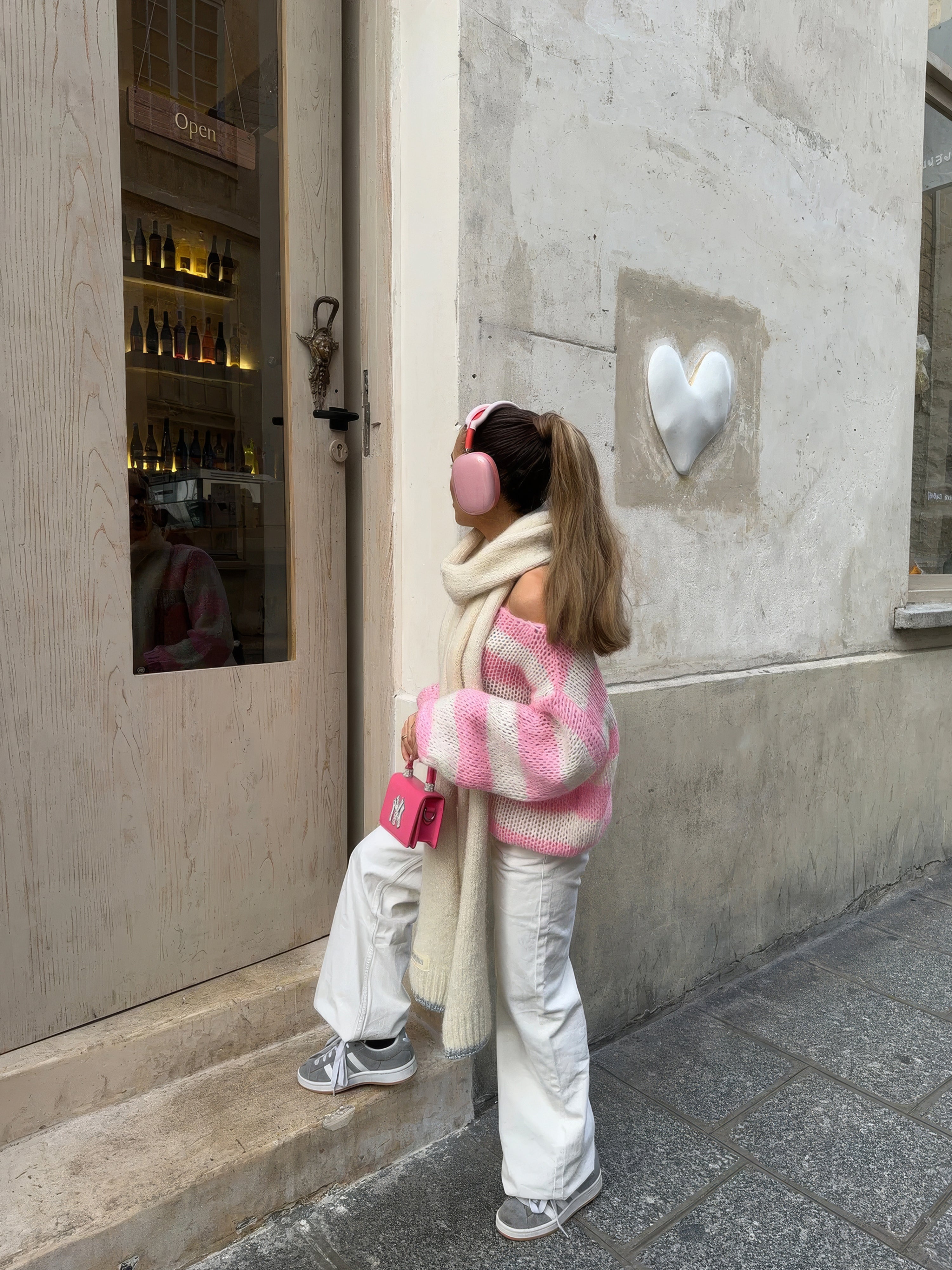 Norelle Gestreepte Gebreide Trui – Gezellige Warmte met Tijdloze Stijl