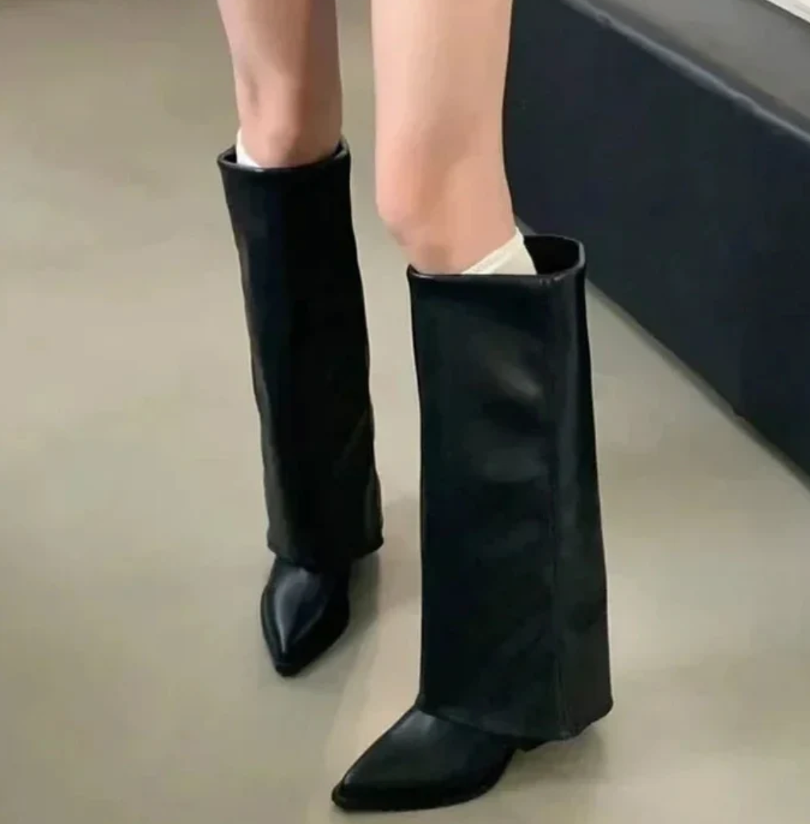 Alara – Hoge Laarzen met Trendy Uitstraling