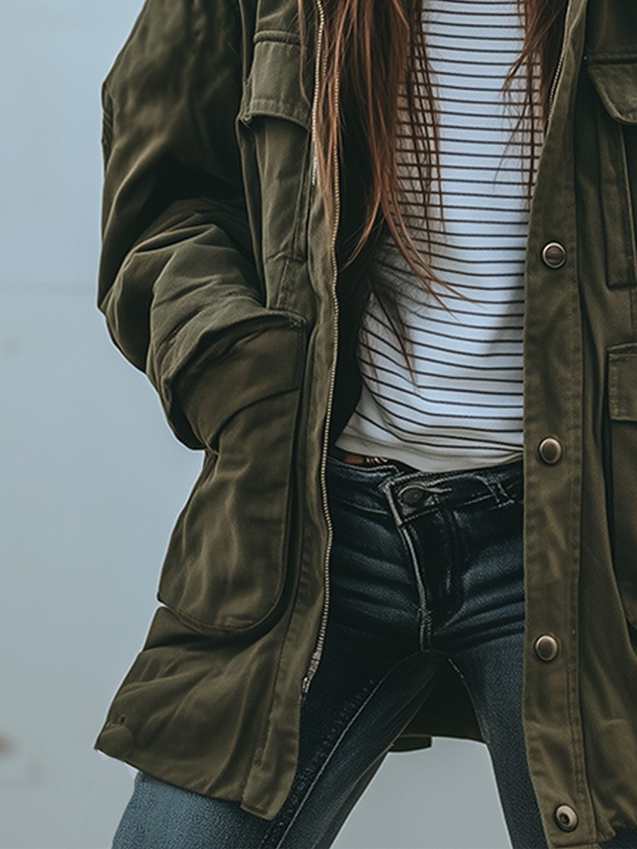 Mathilde Vintage Hooded Jacket – Retro damesjas met winddichte bescherming en praktische details