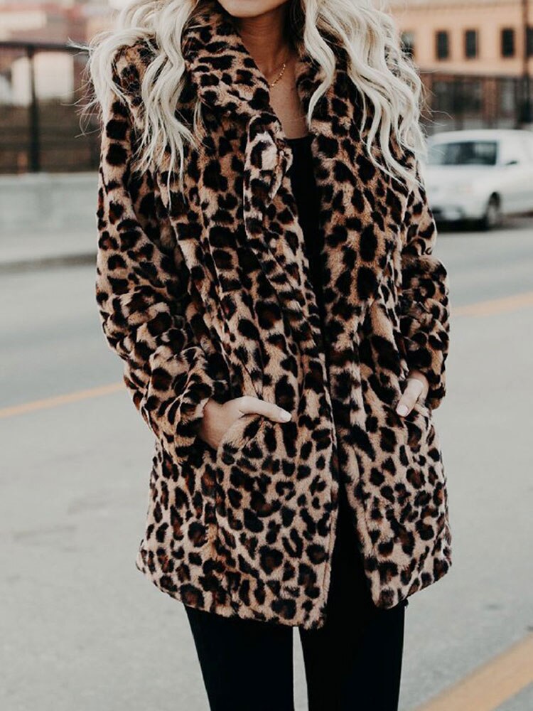 Leona Faux Fur Coat – Luxe Panterprint Jas met Edgy Elegantie