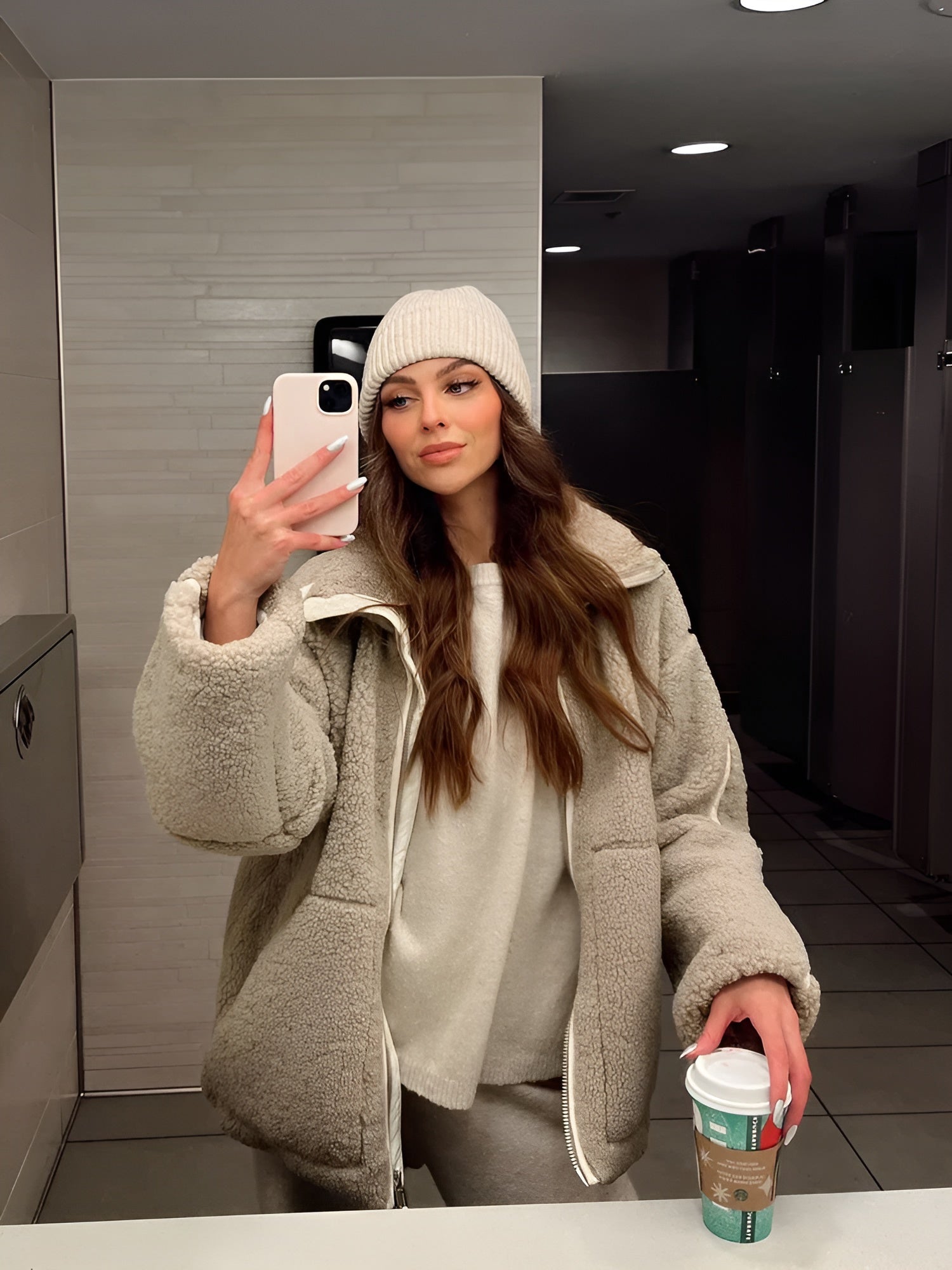 Elayne Wool-Blend Teddy Coat – Tijdloze Luxe voor de Koude Dagen