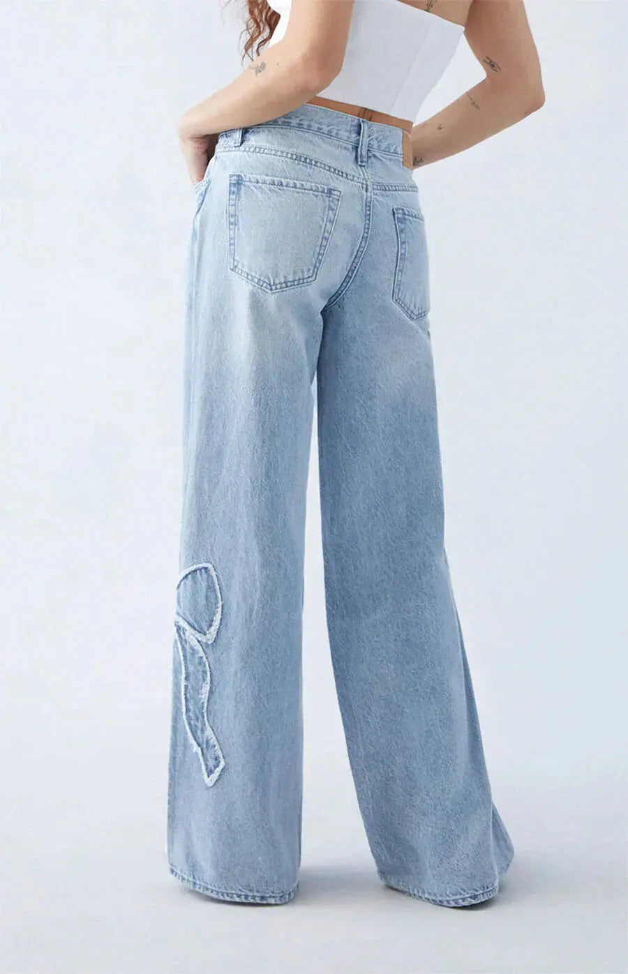 Aravelle Trendy Wide-Leg Jeans met Unieke Details – Modern, Comfortabel en Stijlvol