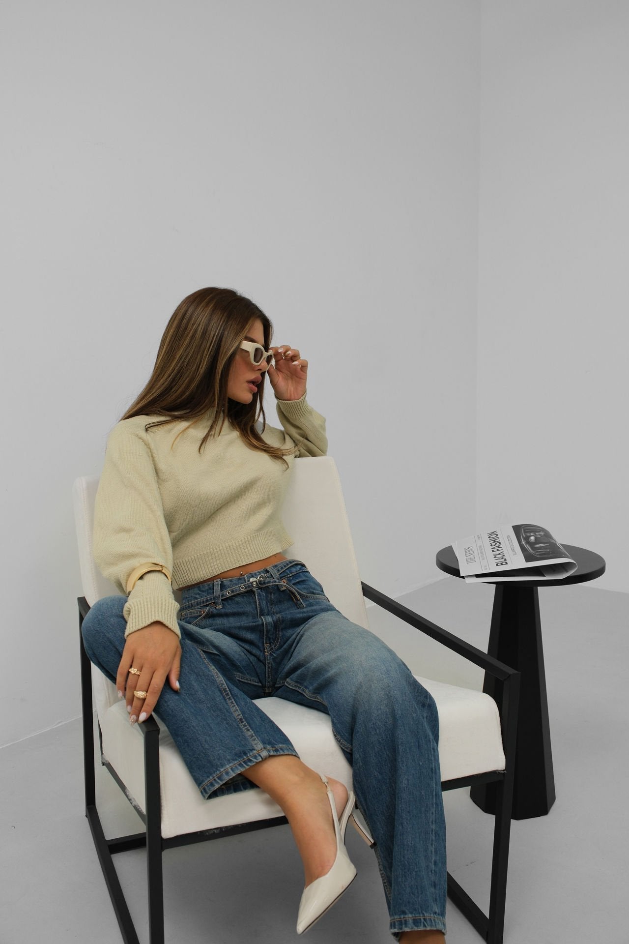 Selvya Crop Top – Verfijnde Eenvoud met Moderne Allure