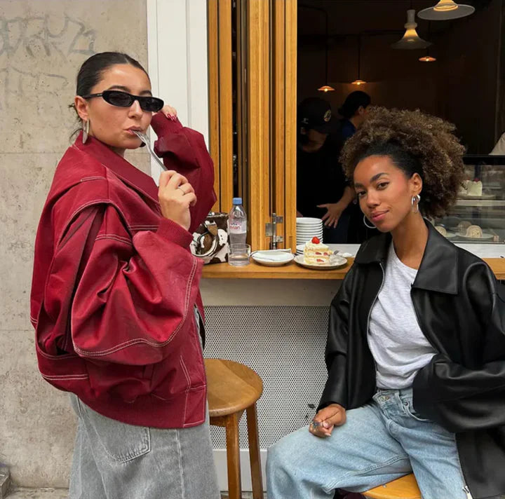 Valentina - Oversized Leren Jas met Stijlvolle Afwerking en Comfortabele Pasvorm