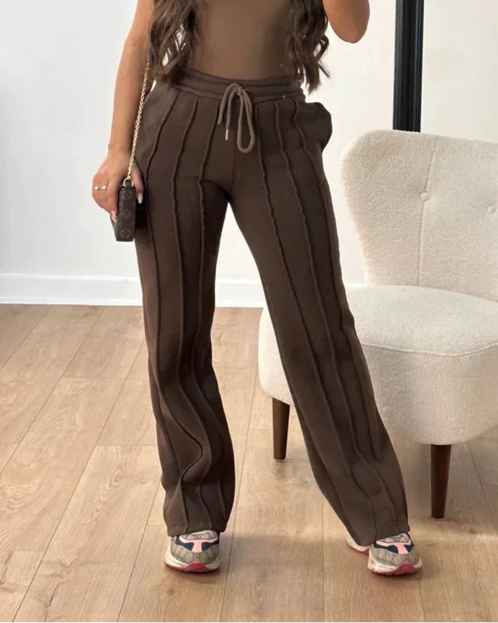 Valmira – Damesbroek met zachte binnenkant en flatterende pasvorm