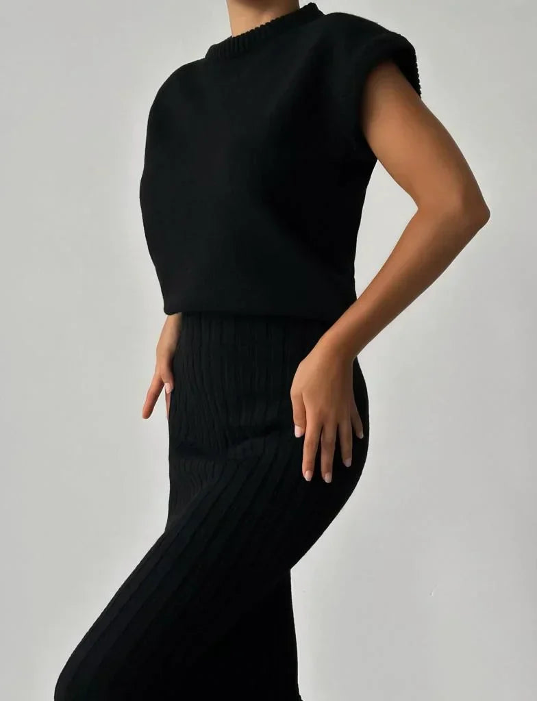 Elvaris – Gebreide Set voor Dames | Cardigan & Rok in Elegante Stijl