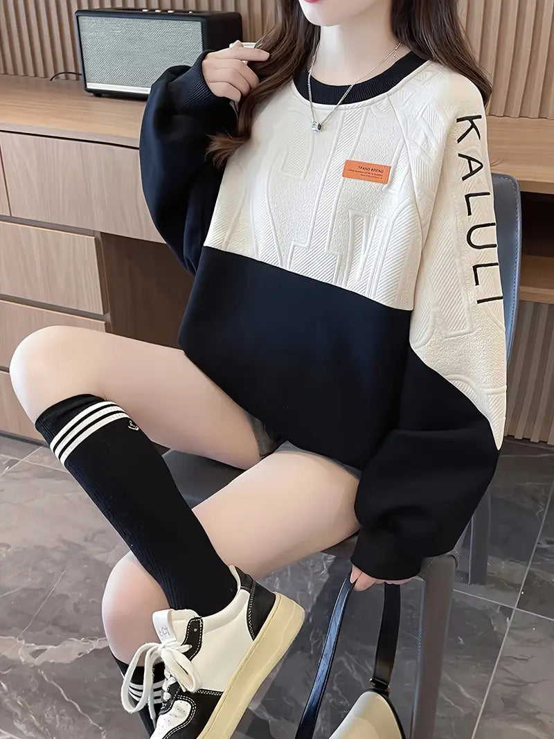 Calira Oversized Sweater – Stijlvolle Streetwear met Zachte Luxe