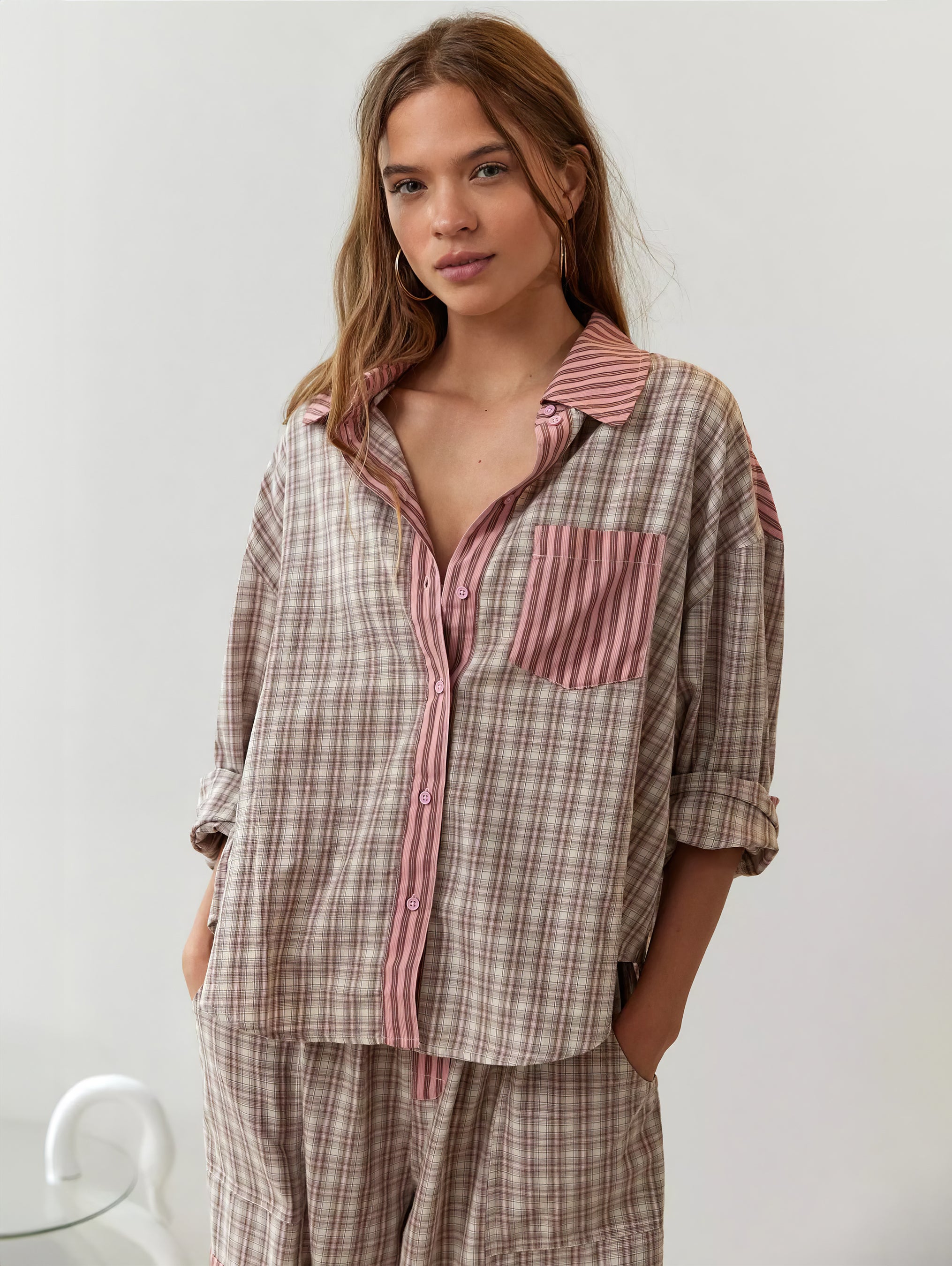 Elara Luxe Pyjama Set – Waar Comfort en Elegantie Samensmelten