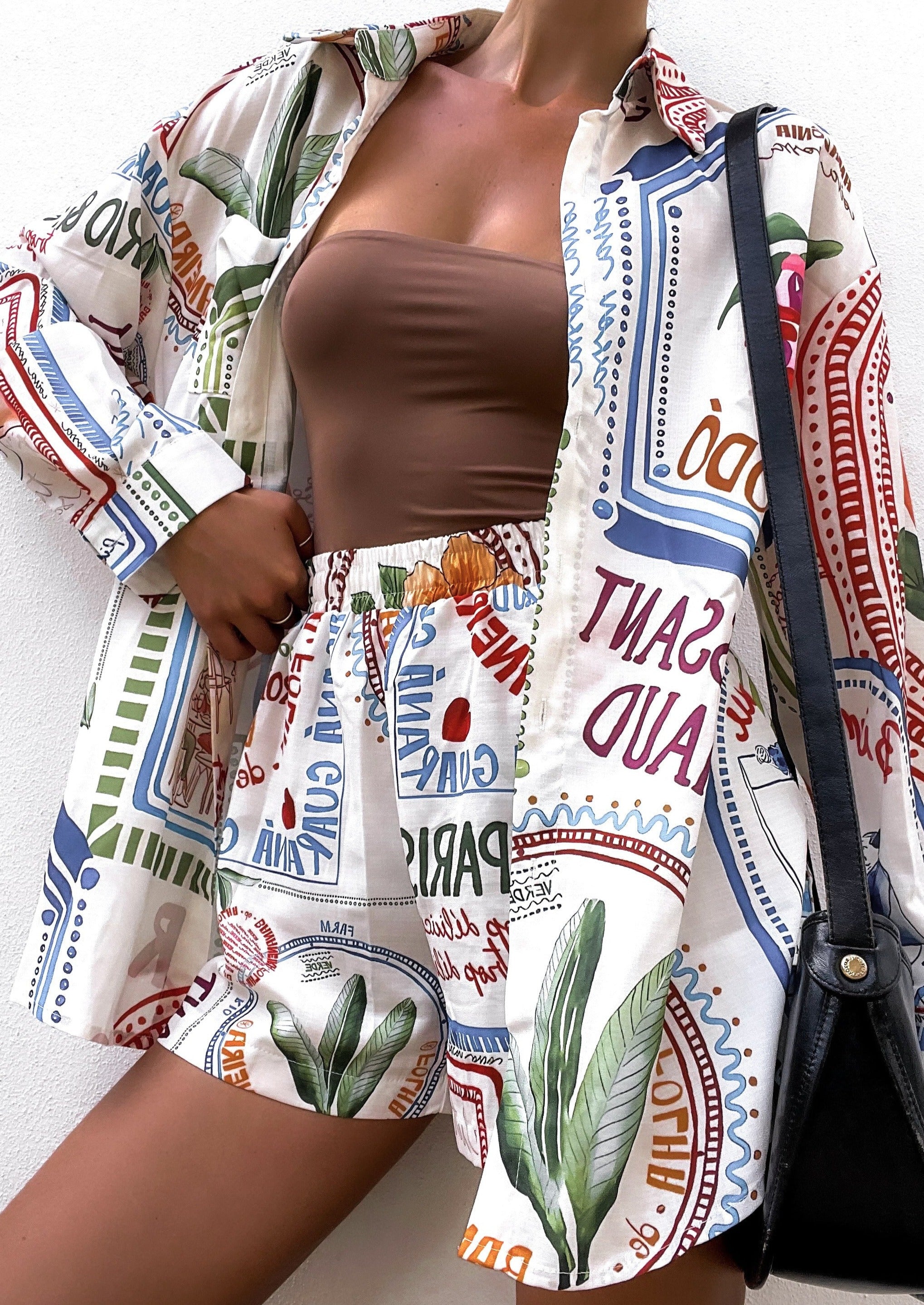 Dames linnen zomerset met oversized shirt en shorts – luchtig en casual