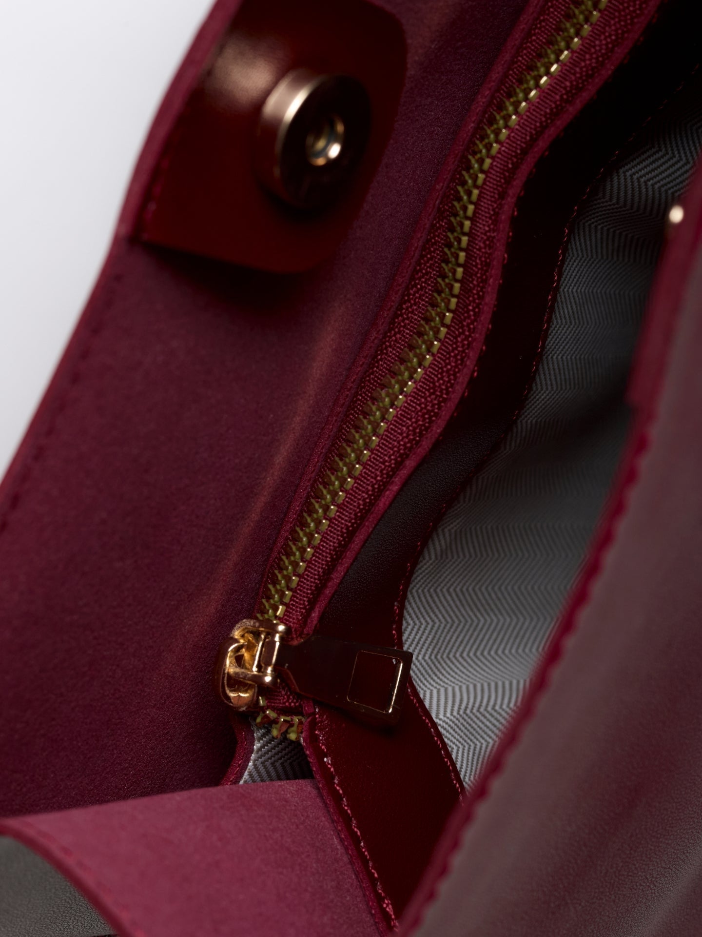 Seliora Elegante Vegan Schoudertas – Tijdloze Stijl & Praktisch Ontwerp voor Elke Dag