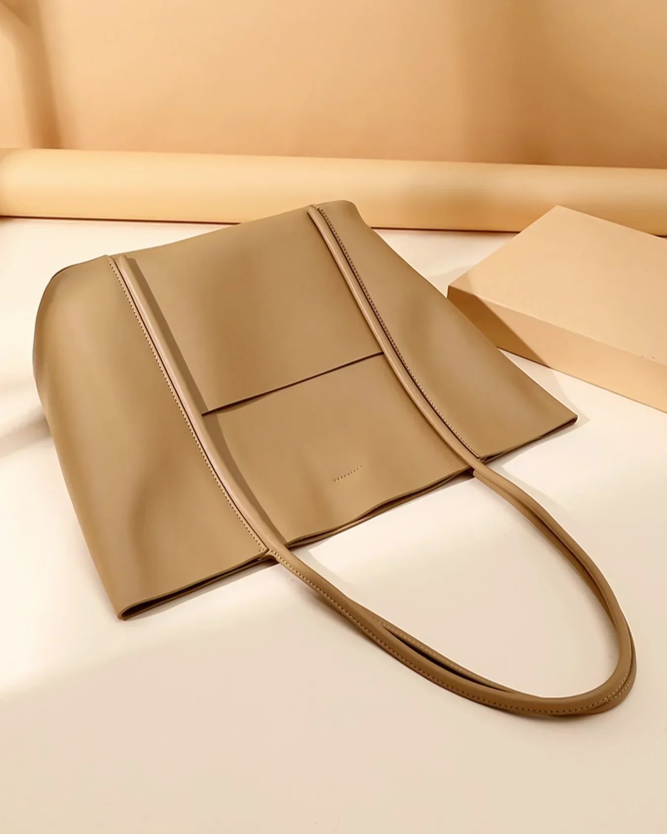 Caelina Leren Laptoptas voor Dames – Stijlvol, Professioneel & Functioneel