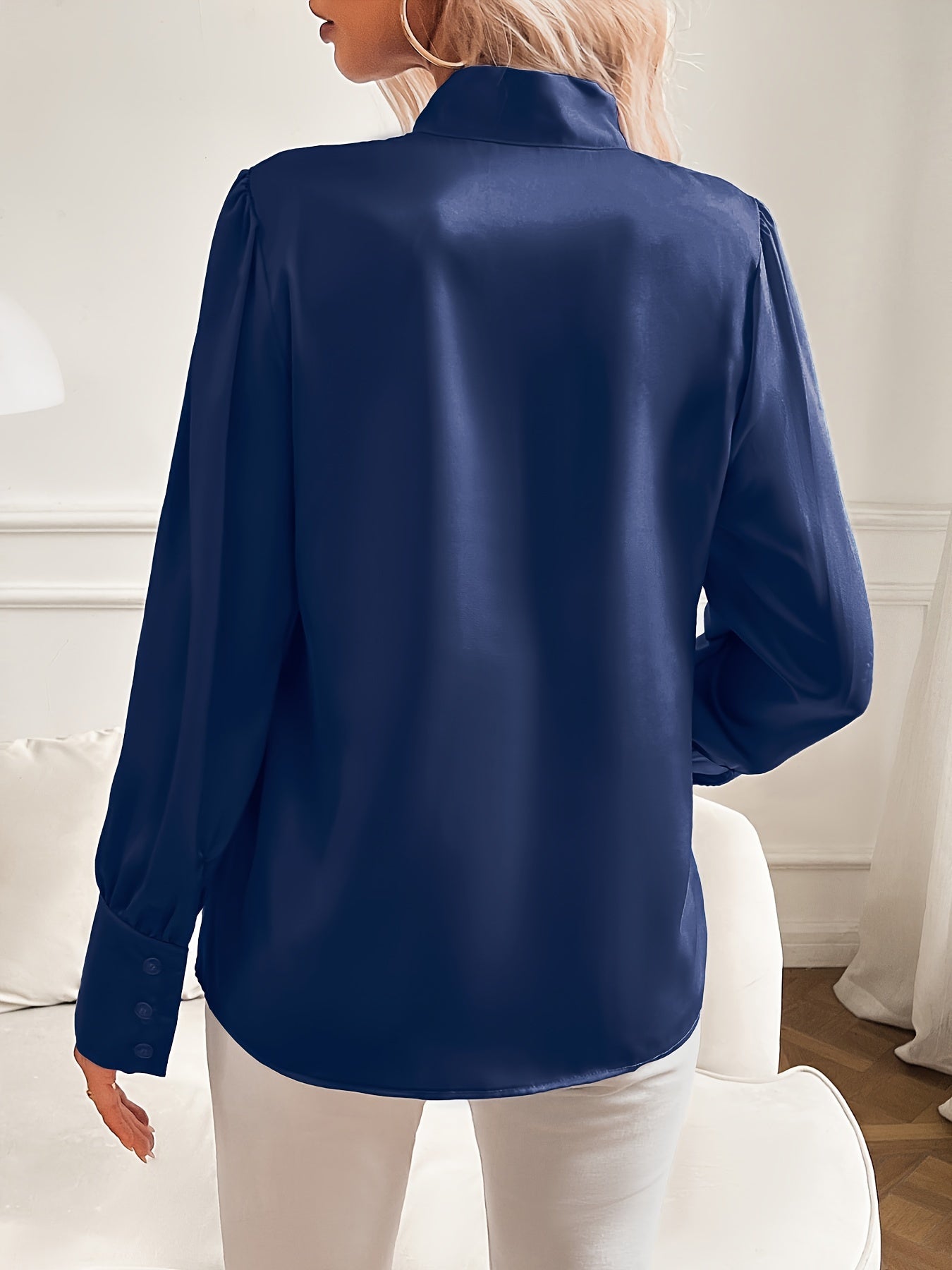 Elviera Satijnen Blouse – Tijdloze Elegant met een Verfijnde Twist